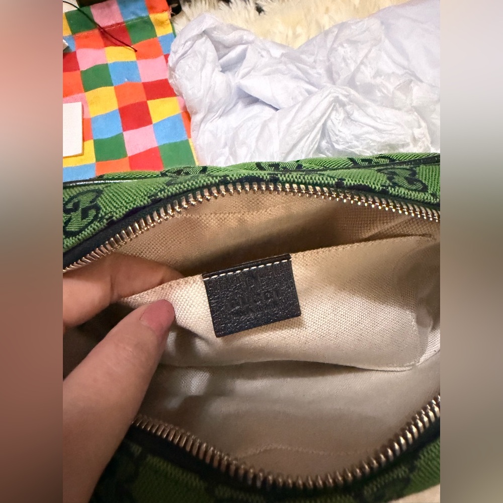 Authentic Like New Gucci Marmont GG Camera Canvas Crossbody - Picture 15 of 16